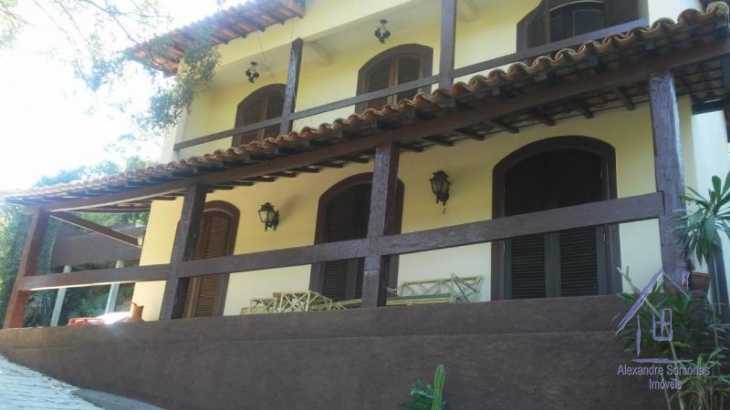 Casa para Alugar  à venda em Carangola, Petrópolis - RJ - Foto 1