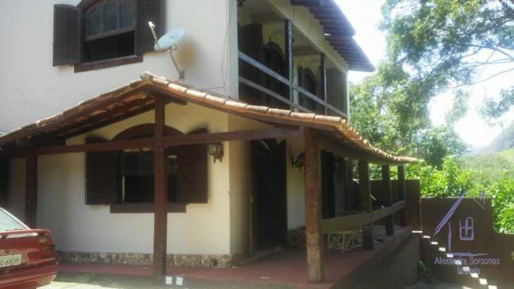 Casa para Alugar  à venda em Carangola, Petrópolis - RJ - Foto 7