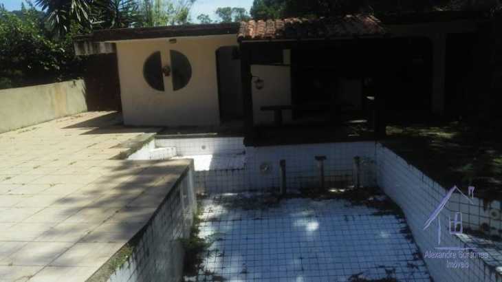 Casa para Alugar  à venda em Carangola, Petrópolis - RJ - Foto 8