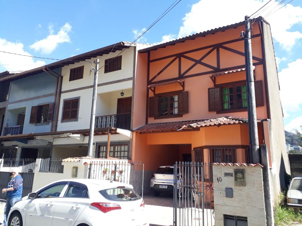 Casa à venda em Cascata Guarani, Teresópolis - RJ - Foto 1