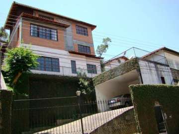 Casa à venda em Várzea, Teresópolis - RJ