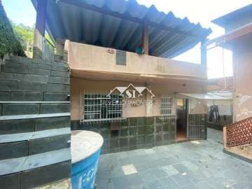 Casa à venda em Caxambú, Petrópolis - RJ