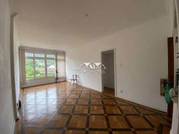 Apartamento à venda em Centro, Petrópolis - RJ