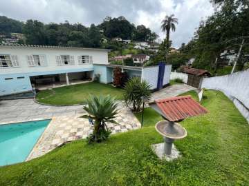 Casa à venda em Quarteirão Ingelheim, Petrópolis - RJ
