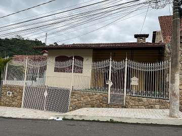 Casa à venda em Vale do Ipê, Juiz de Fora - MG