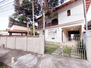 Casa à venda em Jardim Ouro Preto, Nova Friburgo - RJ