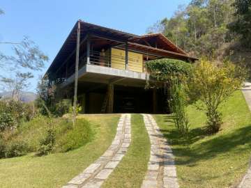 Casa à venda em Araras, Petrópolis - RJ