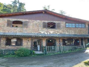 Casa à venda em Fazenda Inglesa, Petrópolis - RJ