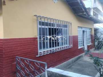 Casa à venda em Quissamã, Petrópolis - RJ