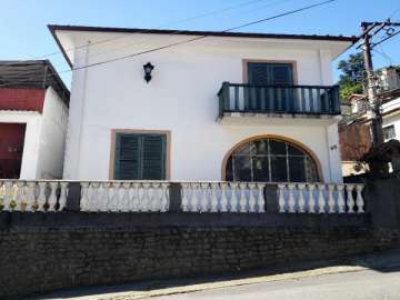 Casa à venda em Caxambu, Petrópolis - RJ