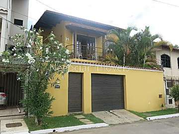 Casa à venda em São Pedro, Juiz de Fora - MG