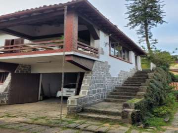 Casa à venda em Valparaíso, Petrópolis - RJ