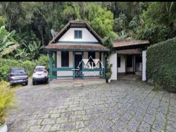 Casa à venda em Retiro, Petrópolis - RJ