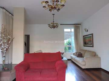 Casa à venda em São Mateus, Juiz de Fora - MG