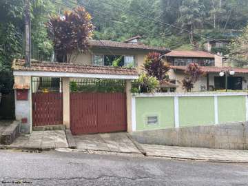Casa à venda em Parque do Ingá, Teresópolis - RJ