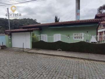 Casa à venda em Ponte da Saudade, Nova Friburgo - RJ