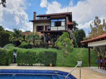 Casa à venda em Itaipava, Petrópolis - RJ