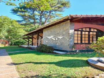 Casa à venda em Fazenda Inglesa, Petrópolis - RJ