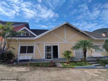 Casa à venda em Granja Guarani, Teresópolis - RJ