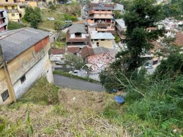 Terreno Residencial à venda em Mosela, Petrópolis - RJ