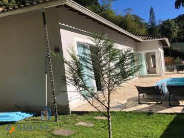 Casa à venda em Independência, Petrópolis - RJ