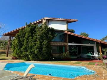 Casa à venda em Cuiabá, Petrópolis - RJ