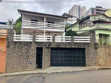 Casa à venda em São Mateus, Juiz de Fora - MG