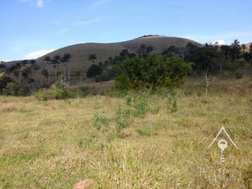 Fazenda / Sítio à venda em Itaipava, Petrópolis - RJ