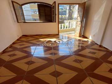 Apartamento à venda em Mosela, Petrópolis - RJ