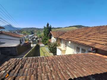 Casa à venda em Valparaíso, Petrópolis - RJ