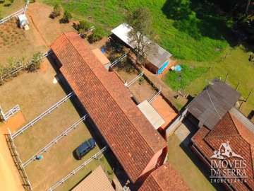 Casa à venda em Centro, São José do Vale do Rio Preto - RJ