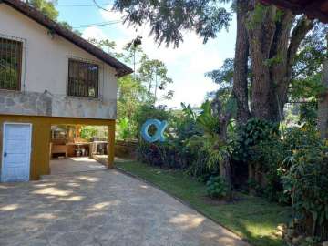 Casa à venda em Castelânea, Petrópolis - RJ