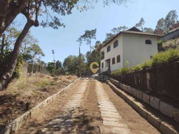 Casa à venda em Granja Spinelli, Nova Friburgo - RJ