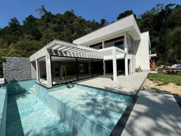 Casa à venda em Carlos Guinle, Teresópolis - RJ