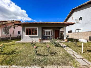 Casa à venda em Vargem Grande, Teresópolis - RJ