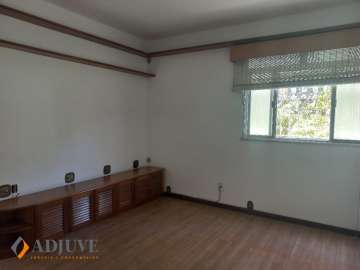 Apartamento à venda em Bingen, Petrópolis - RJ