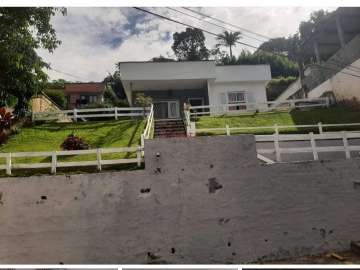 Casa à venda em Vale do Paraíso, Teresópolis - RJ