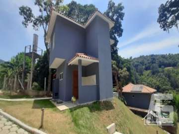 Casa à venda em Bonsucesso, Petrópolis - RJ