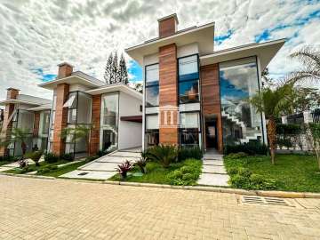 Casa à venda em Tijuca, Teresópolis - RJ