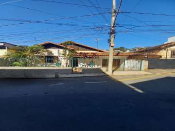 Casa à venda em Grajaú, Juiz de Fora - MG