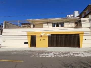 Casa à venda em São Pedro, Juiz de Fora - MG