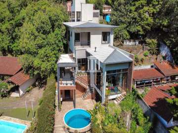 Casa à venda em Cascata dos Amores, Teresópolis - RJ