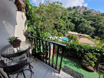 Apartamento à venda em Samambaia, Petrópolis - RJ