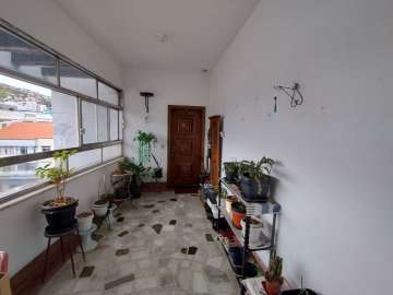 Apartamento à venda em Várzea, Teresópolis - RJ