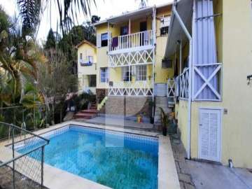Casa à venda em Araras, Petrópolis - RJ