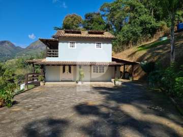 Casa à venda em Araras, Petrópolis - RJ