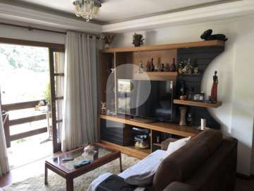 Cobertura à venda em Bingen, Petrópolis - RJ