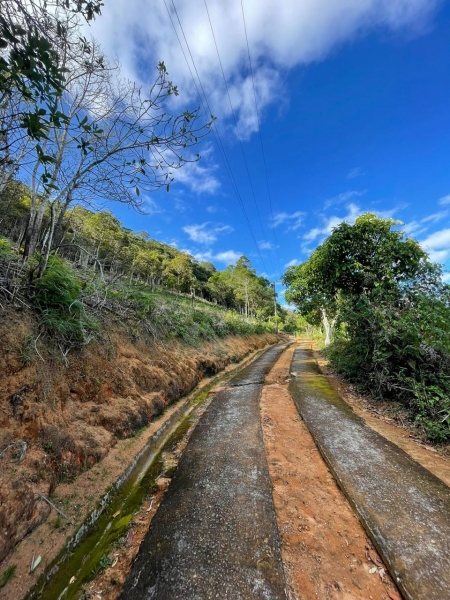 Terreno Residencial à venda em Estrada da Saudade, Petrópolis - RJ
